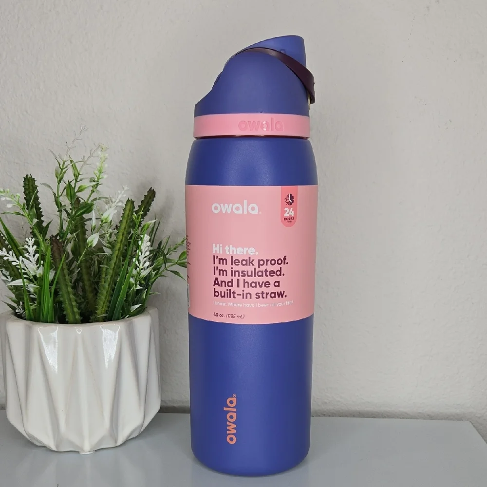 NWT Owala FreeSip Stainless Steel Water Bottle 40oz Color: Blue Jay - Picture 1 of 10